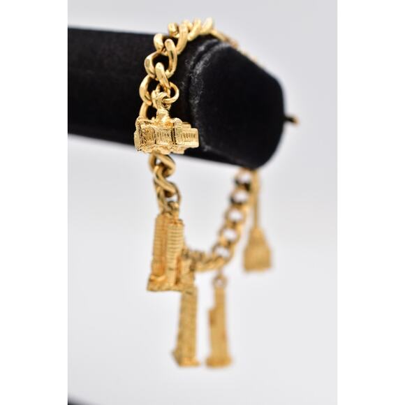 Vintage NYC Landmark Charm Bracelet Gold Tone Skyscraper Dangle Chain 80s BinO - Picture 5 of 12